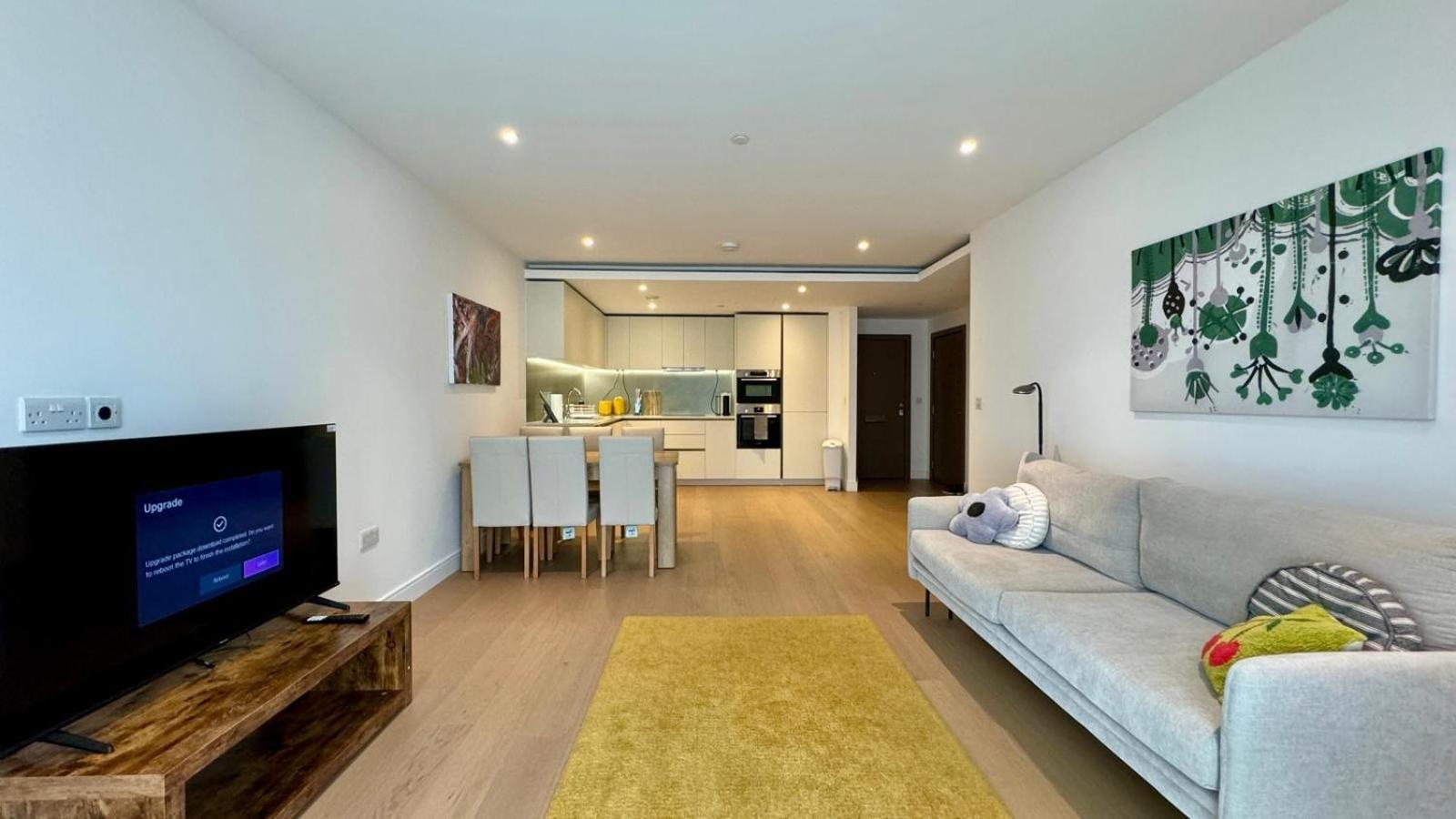 New 2 Bedroom, 2 Bathroom Flat In Fulham Appartement Londres
